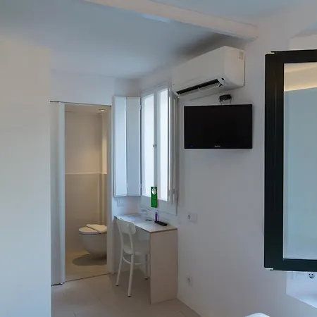 마리나 게스트하우스 3*