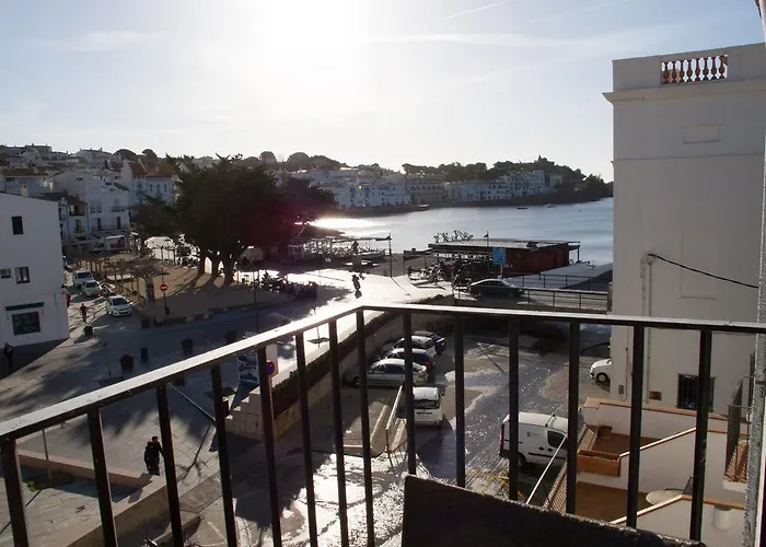 Marina Πανσιόν Cadaqués