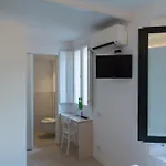 Marina Πανσιόν 3*