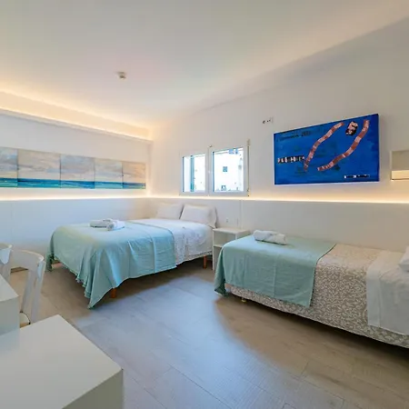 Marina Πανσιόν