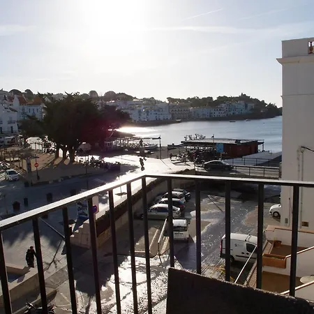 Marina Konukevi Cadaqués